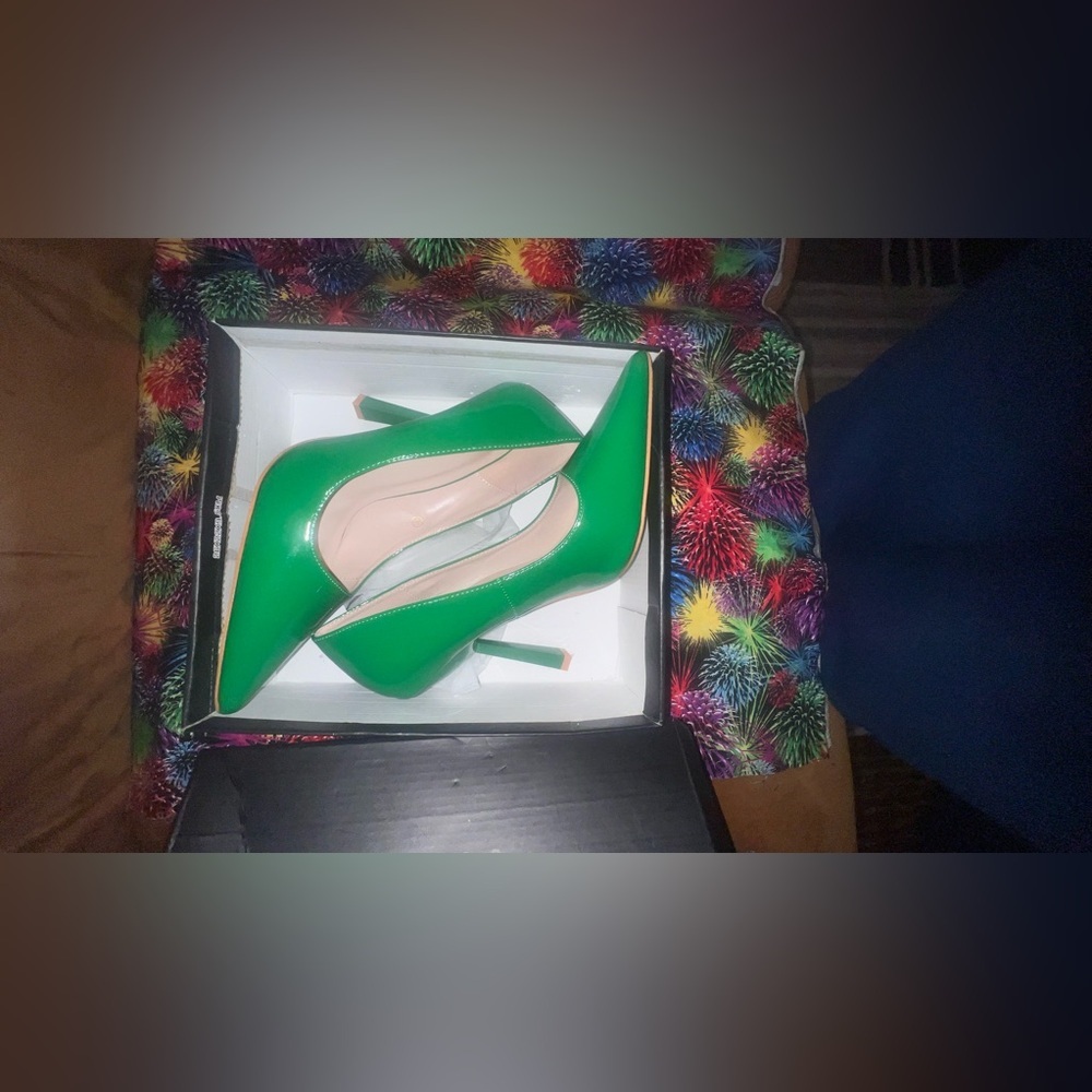 PrettyLittleThing Green Heels